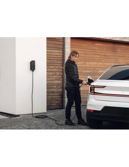 Amina S 22 kW elektromobilių įkrovimo stotelė