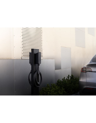 Amina S 22 kW elektromobilių įkrovimo stotelė